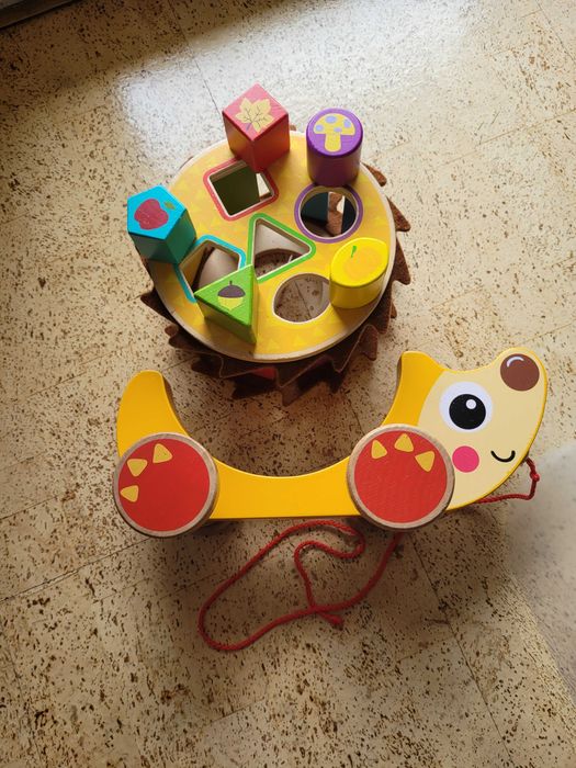 Sorter jeż zabawka na sznurku pchacz drewniany integracja sensoryczna