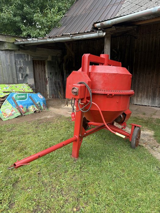 Sprzedam betoniarkę na siłę