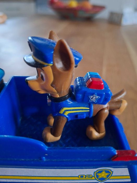 Samochody z Chase'm i Rubble Psi patrol