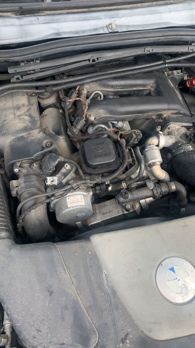 BMW série 3 E46 SEDAN 150cv 2002 cx automática só para peças