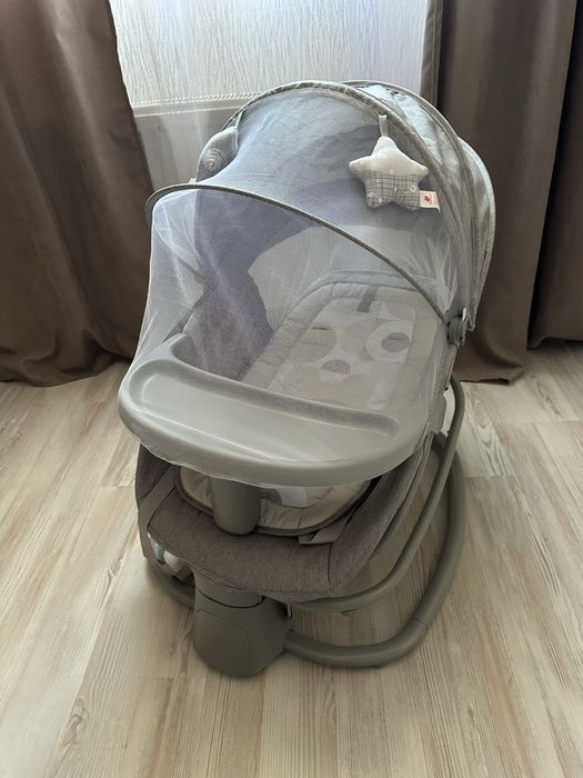 Заколисуючий центр-шезлонг Mastela 4 в 1