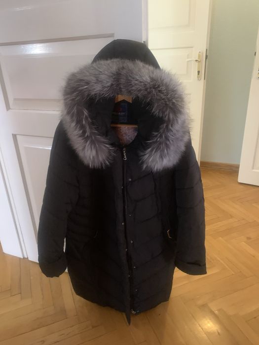 Пальто пуховик с чернобуркой на капюшоне