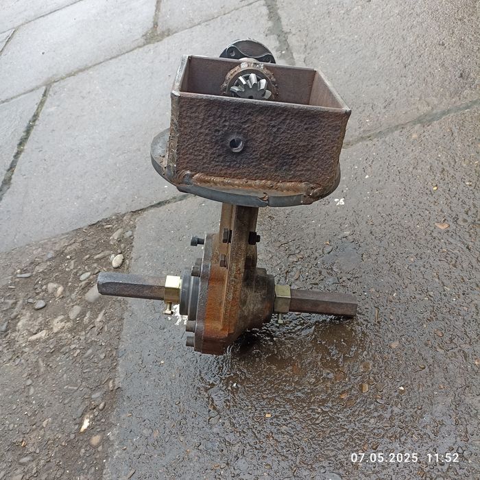 Продам ХТЗ Т-012