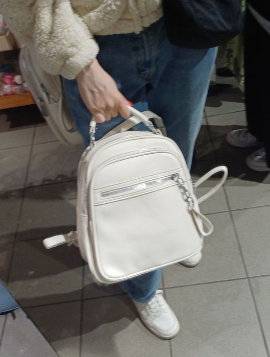 Продам сумку- рюкзак A-shop