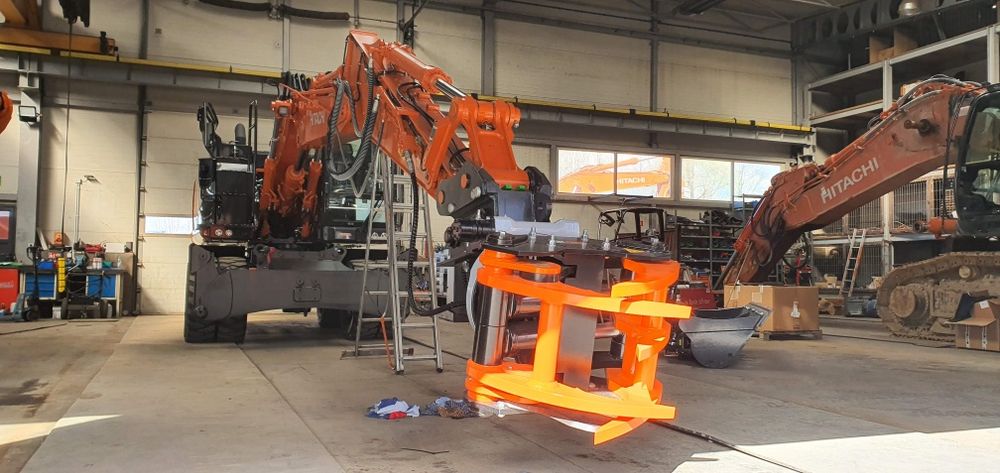 Głowica KXZ280 ścinkowa z rotatorem obrotnicą do koparki. Chwytak  hydrauliczny gilotyna ścina drzewa wycina krzaki  załadunek biomasse drewna gałęzi