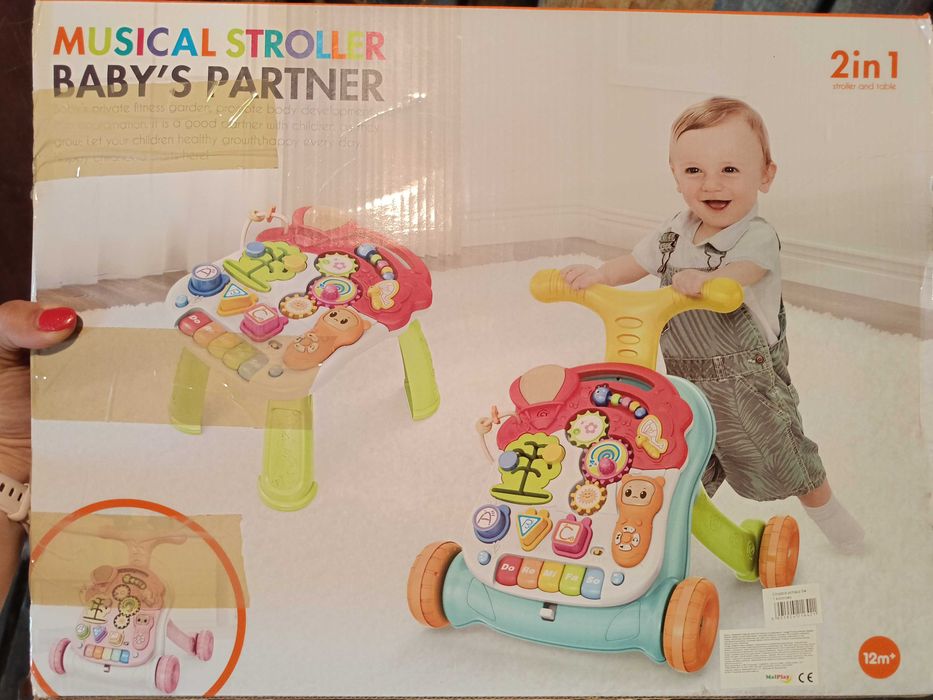 Musical Stroller 2w1 chodzik lub stolik