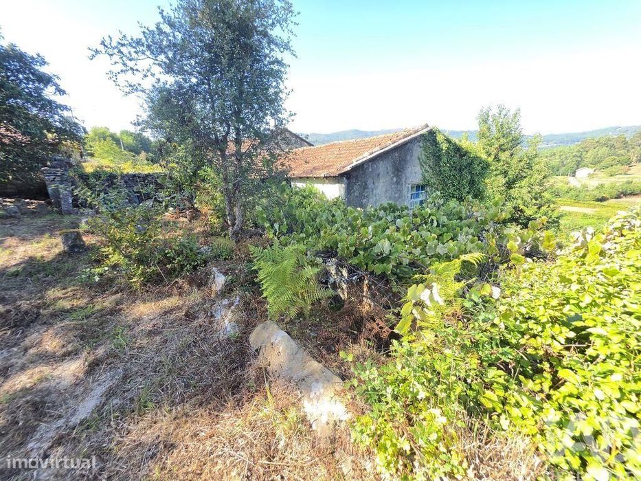 Casa de Campo T2 em Covas de 192 m2