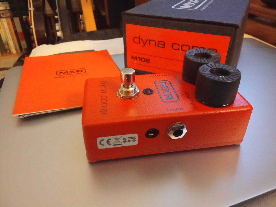 MXR Dyna Comp (com a caixa)