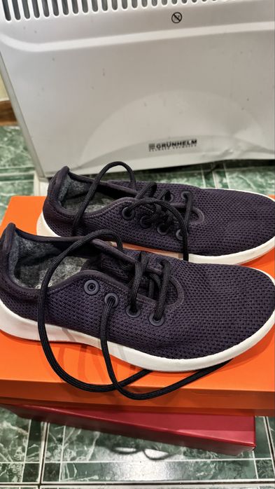 Кросівки із тканини