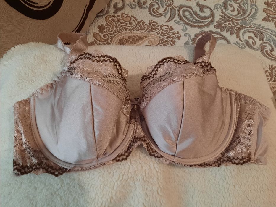 Бюстгалтер ліф жіноча білизна 85 Е