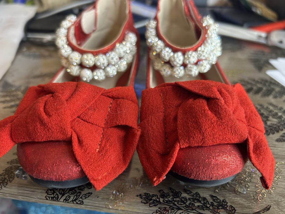 Дитячі святкові туфлі