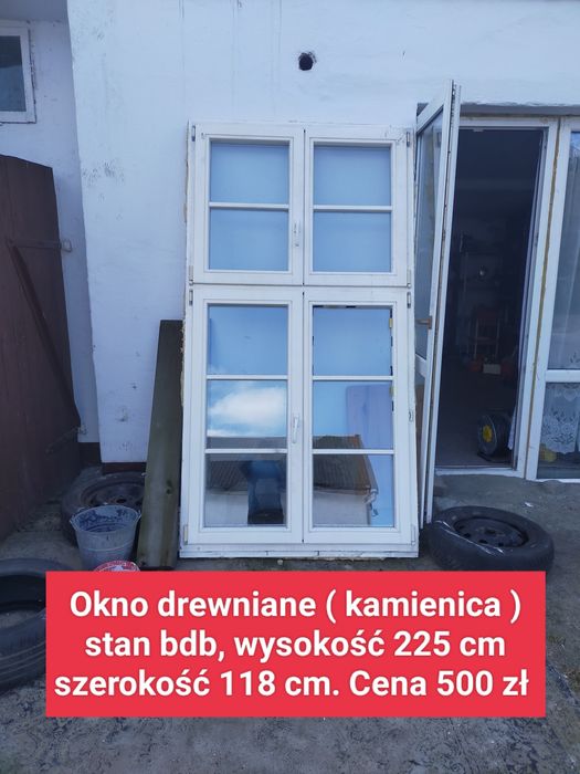 Okno drewniane ze starej kamienicy