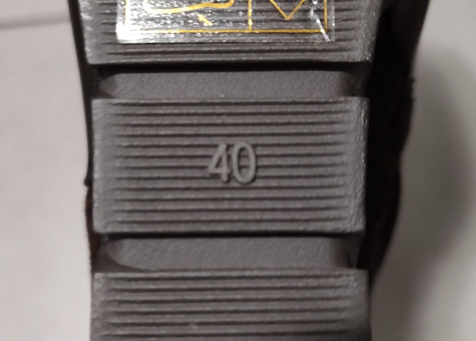 Botki Koturny nowe rozm 40 i 39