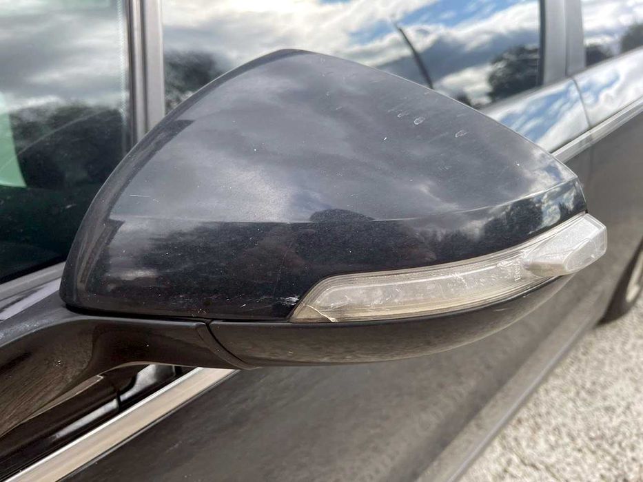 Стекло повторителя поворотов для зеркала Chevrolet Volt (2011-2015)