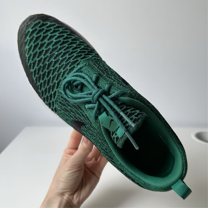 Zielone buty sneakersy NIKE ROSHE NM FLYKNIT SE 42.5 27cm