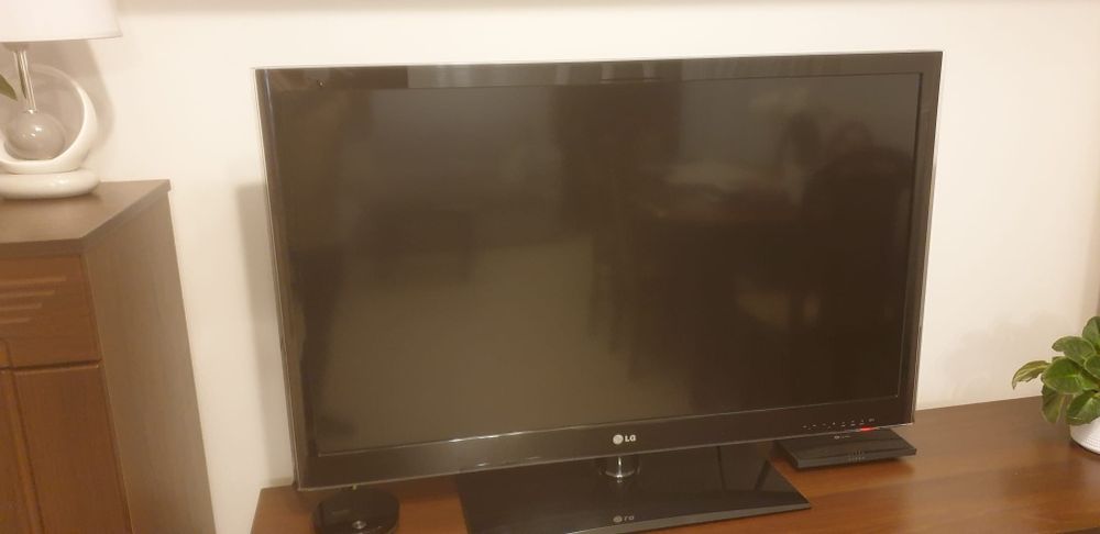Telewizor LG 42LV5500 LED LCD