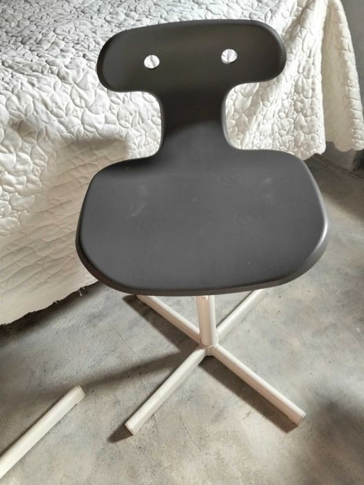 2 cadeiras para escritório ou outro