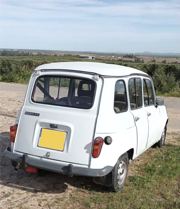 Renault 4L  em excelente estado