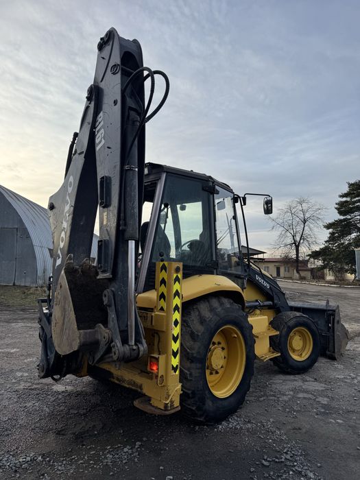 Ескаватор-навантажувач Volvo BL 61B 2008р.