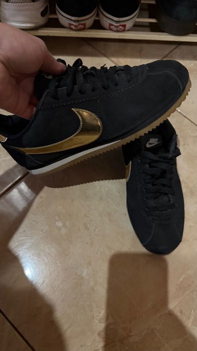 Красовкі       Nike