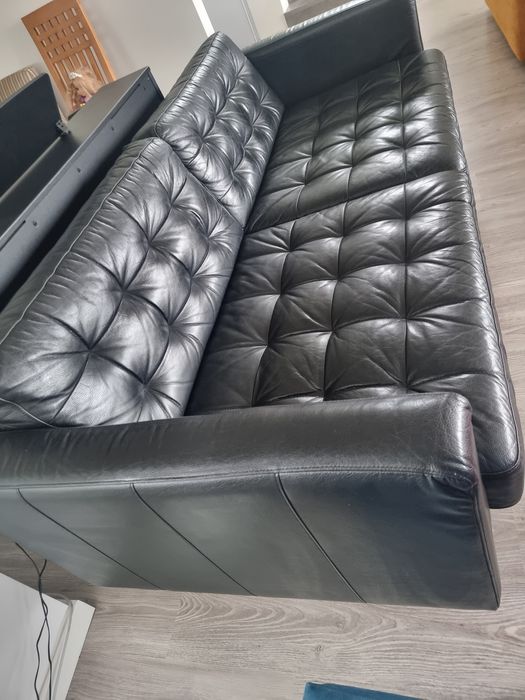 Sofá Ikea em pele. Como novo