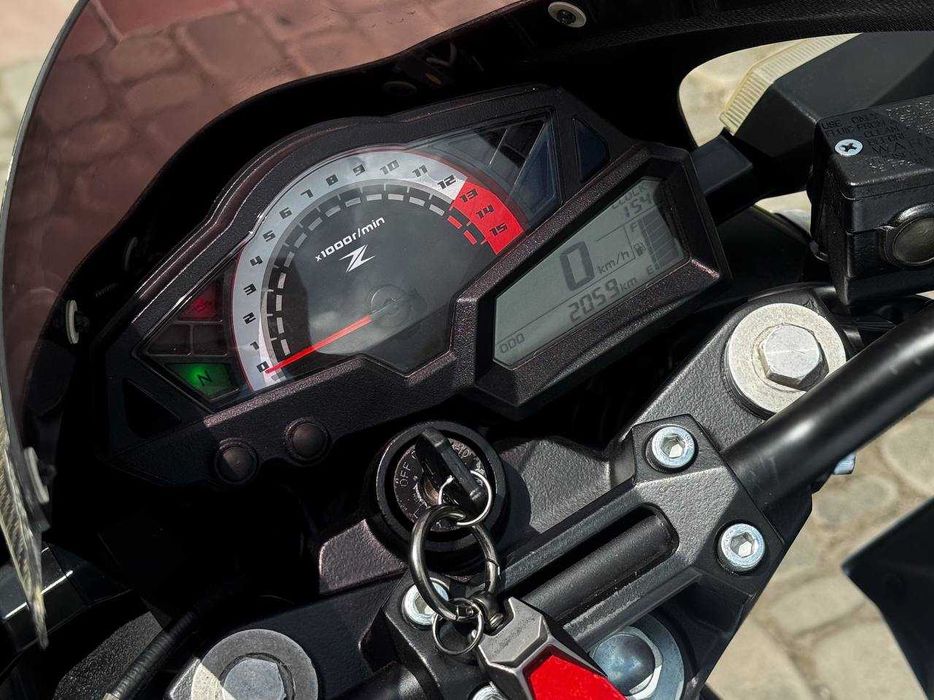 Мотоцикл Kawasaki z250 2013