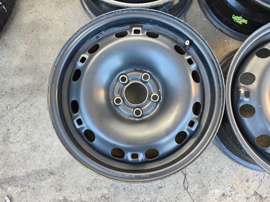 Oryginalne felgi stalowe VW 15" 5x100x57,1 ET 38 Golf IV Skoda Fabia