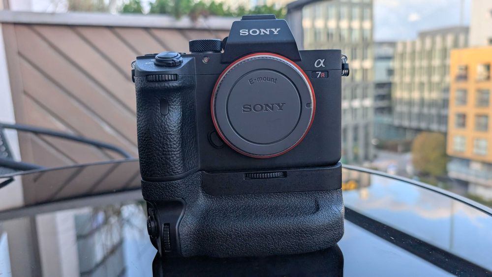 Sony Alpha 7RIIIA ILCE-7RM3A 9k