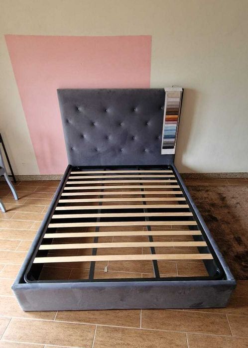 Camas De Casal Estofadas Top de Gama 190x140m Estrado Incluído 199€ !!