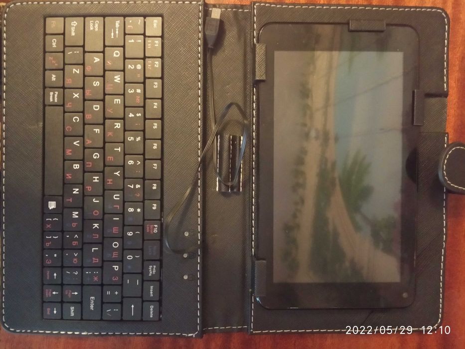 Планшет с клавиатурой
