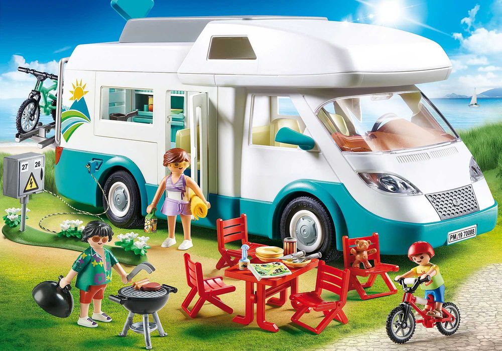 Конструктор Сімейний будиночок на колесах Playmobil Family Fun 70088