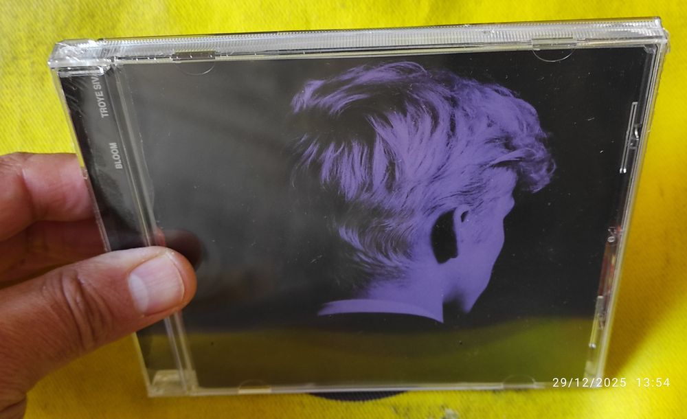 Troye Sivan - Bloom CD436987145172428802