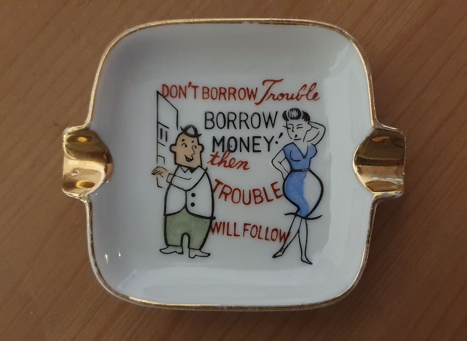 Conjunto de 4 cinzeiros de loiça