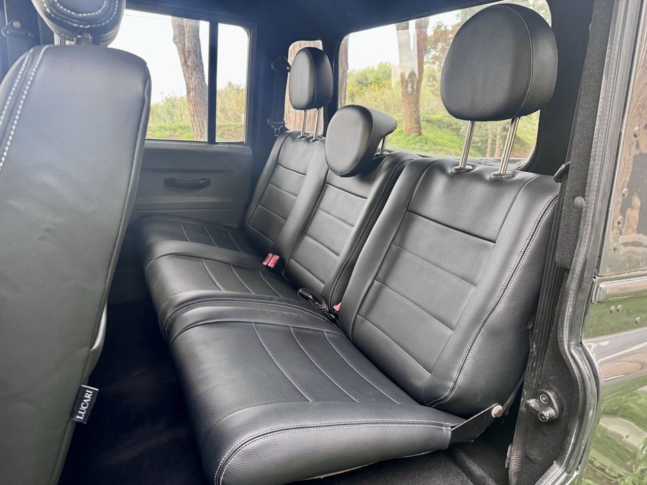 Land Rover Defender 130  TD5 SVO