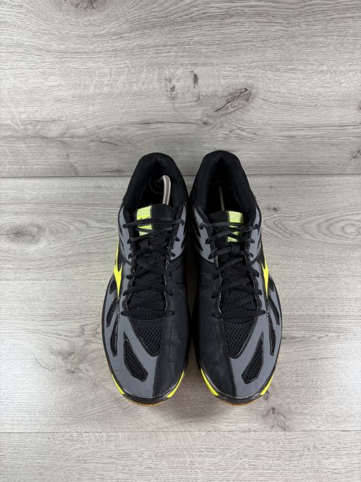 Mizuno Wave Phantom чоловічі кросівки 46 розмір