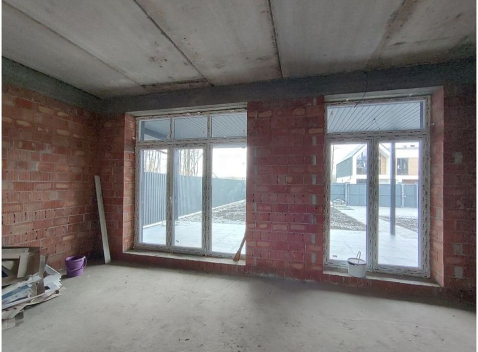 Продаж фантастичного будинку в Ірпені