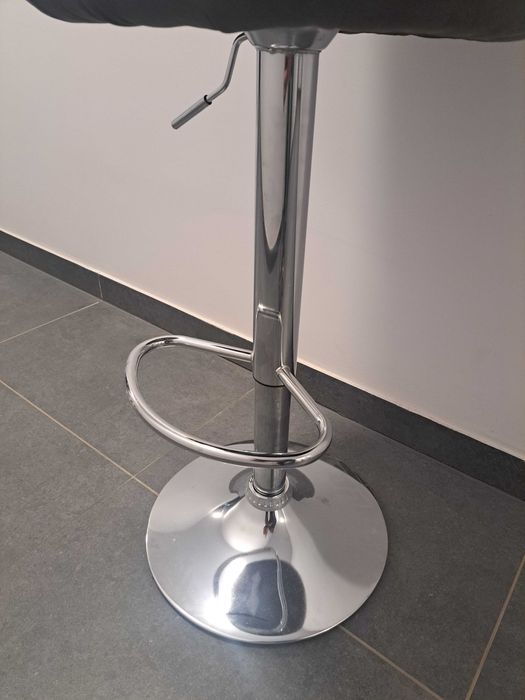 Cena za 2 Hokery bardzo wygodne regulowane góra dół