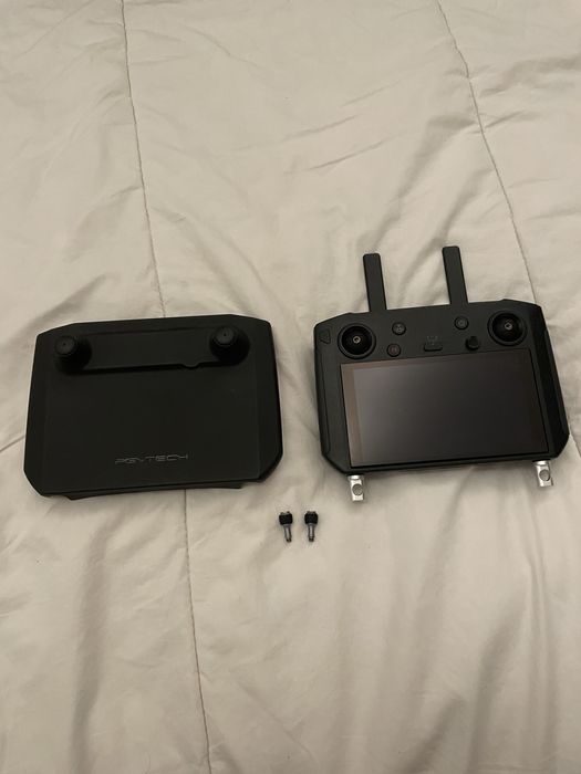 DJI RC Pro (includes screen protector)469425774564495360