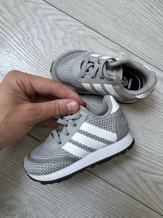 Кросівки 20 розмір