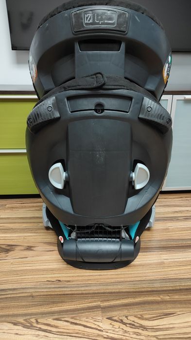Fotelik samochodowy od BeSafe 15-36 kg