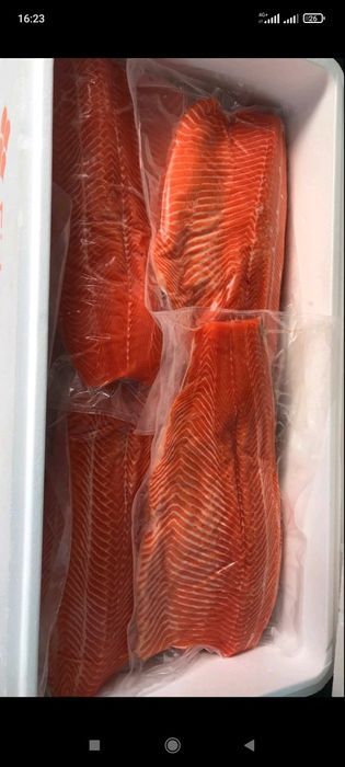 Філе форелі , філе лосося , червона риба екстра зачистки