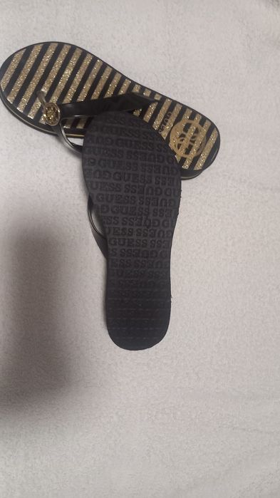 Chinelo senhora pretos