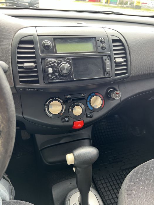 Nissan micra 2002 гоку автомат