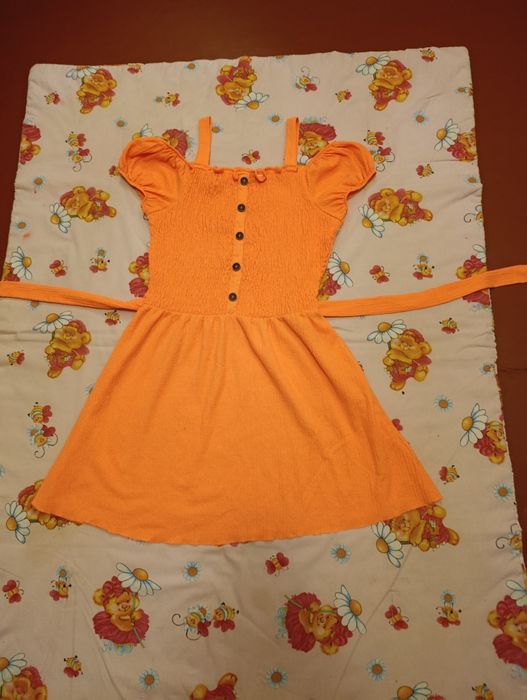 Пакет вещей отдам бесплатно