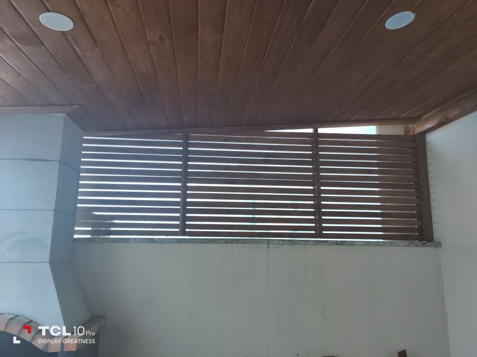 Paredes ripado para espaço privado.