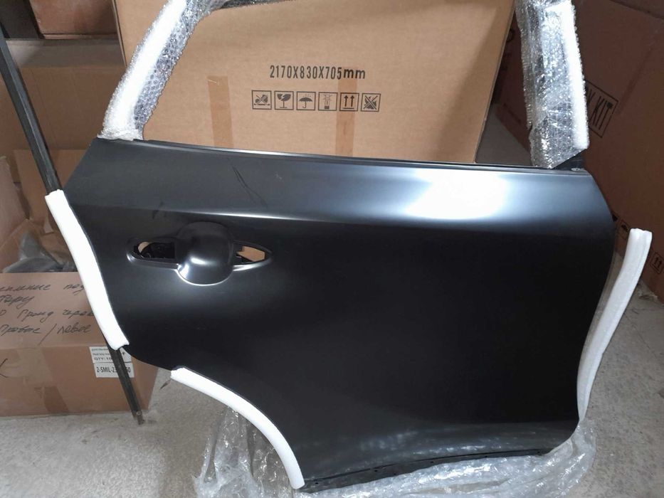 Toyota Venza Крыло заднее правое 2021-2024 61601-48110