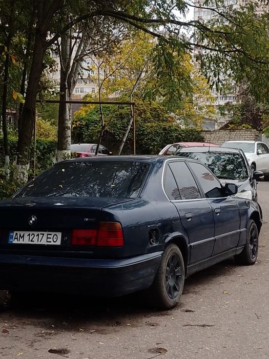 продам bmw e34  строкер