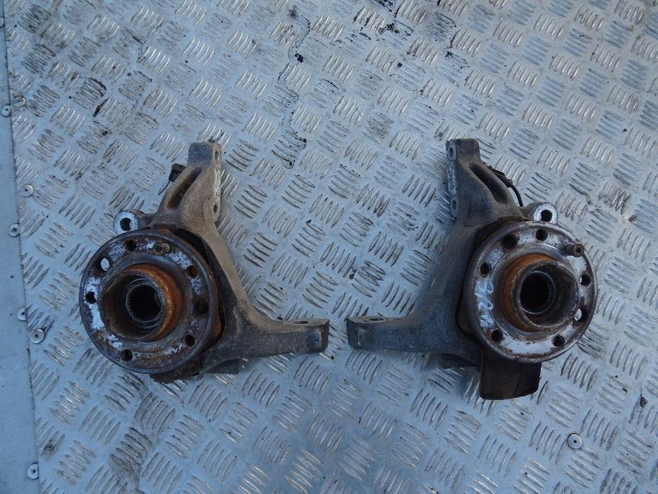 OPEL VECTRA C SIGNUM ZWROTNICA PIASTA ZAWIESZENIA PRZÓD CZUJNIK ABS 1,8 2,0 2,2 3,2 1,9 3,0