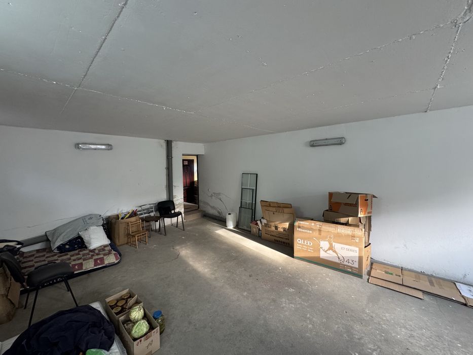 Продається  комерційне приміщення