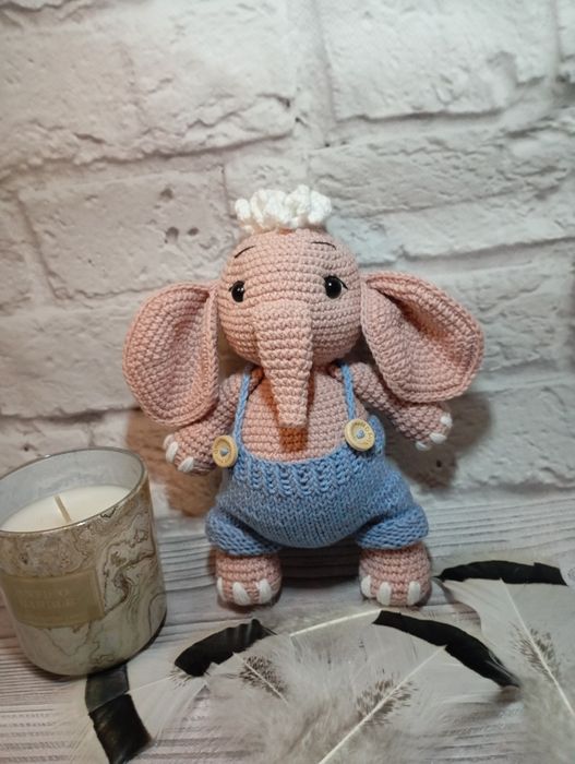 Слоненятко і квіткова черепашка